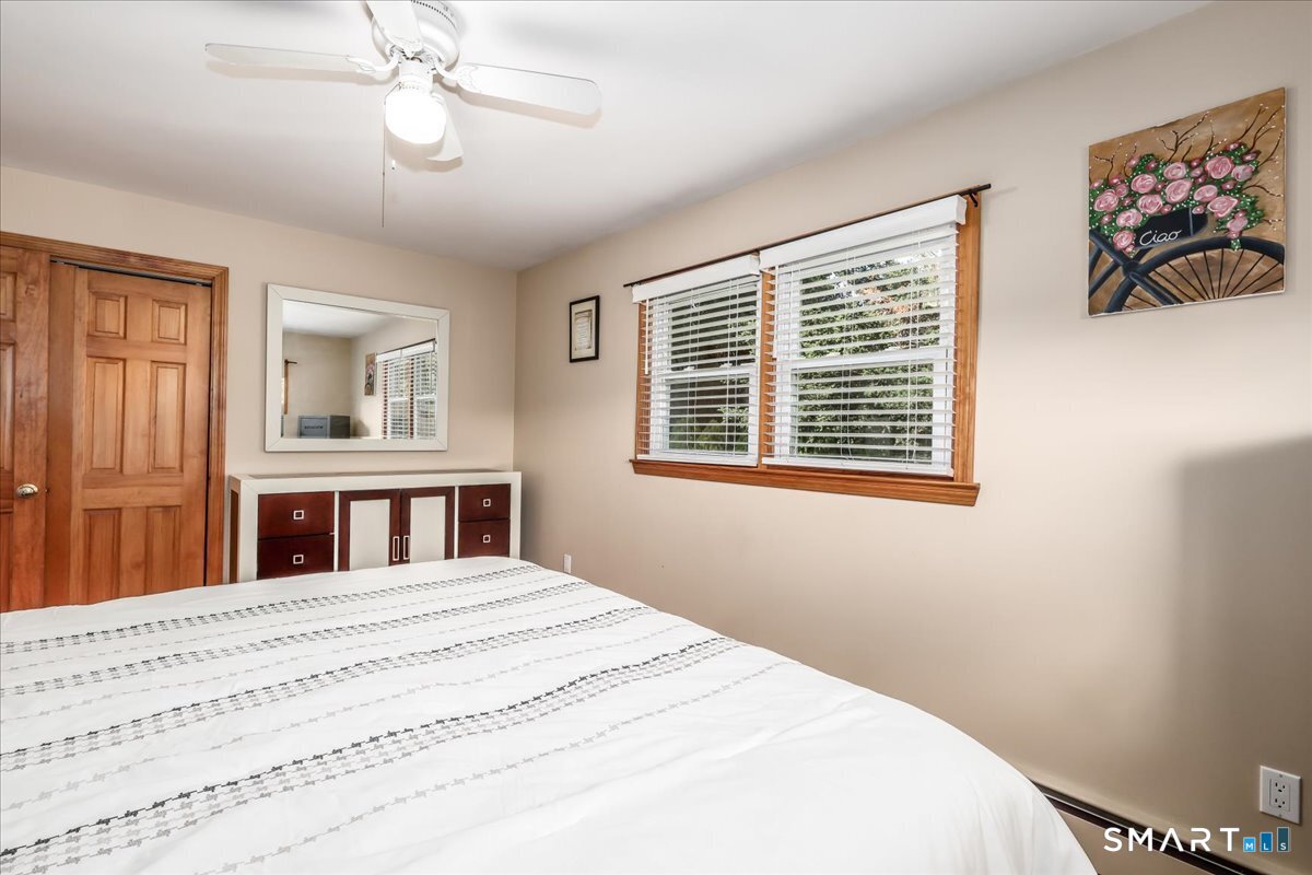 46 Jeanette Road Danbury CT 06811