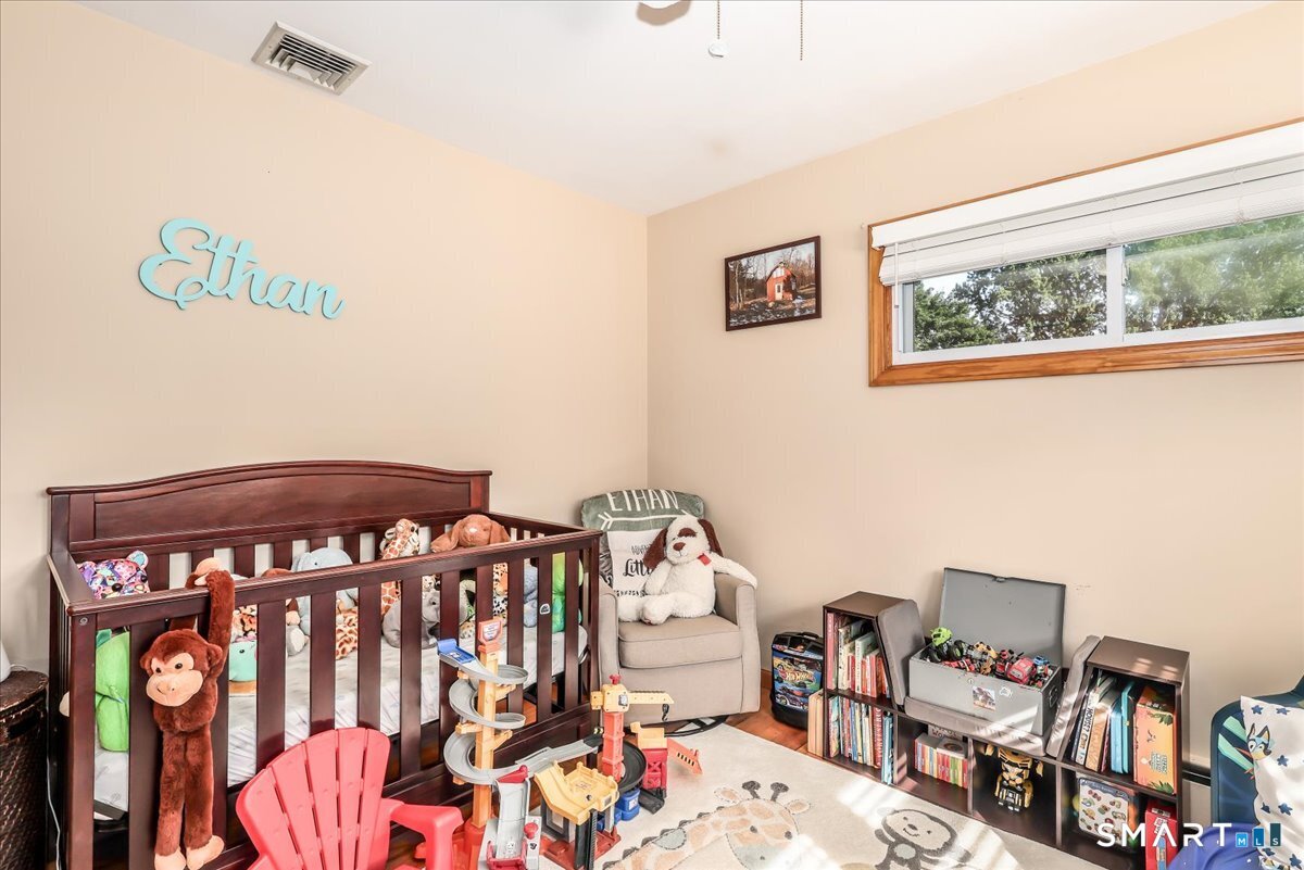 46 Jeanette Road Danbury CT 06811