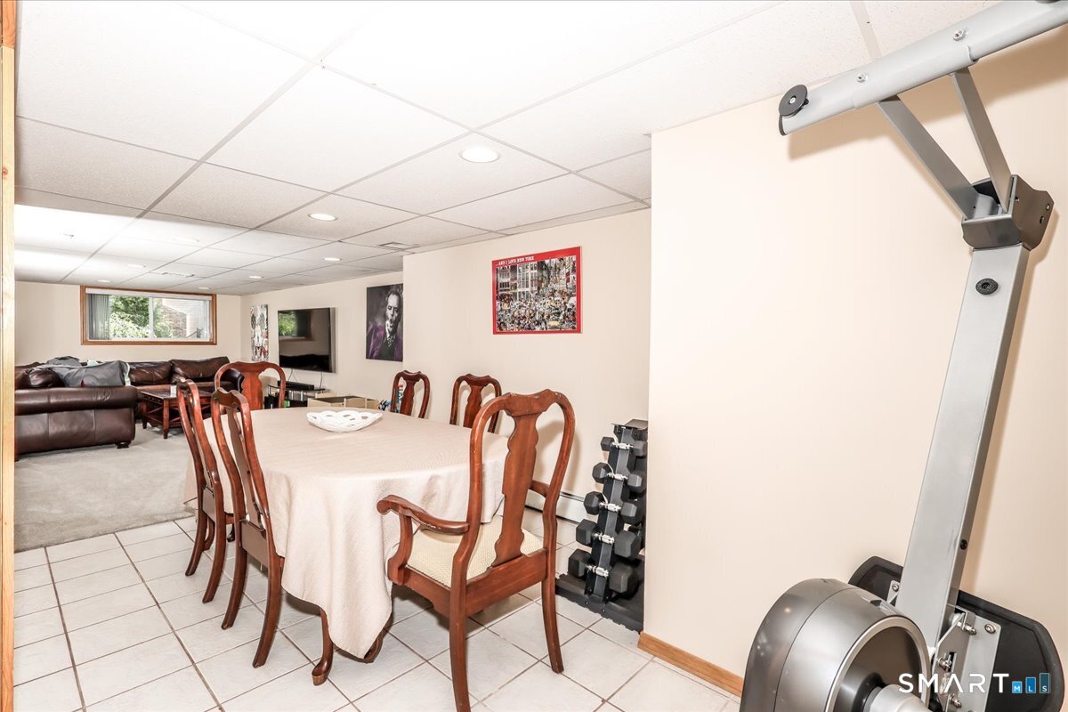 46 Jeanette Road Danbury CT 06811
