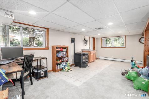 46 Jeanette Road Danbury CT 06811