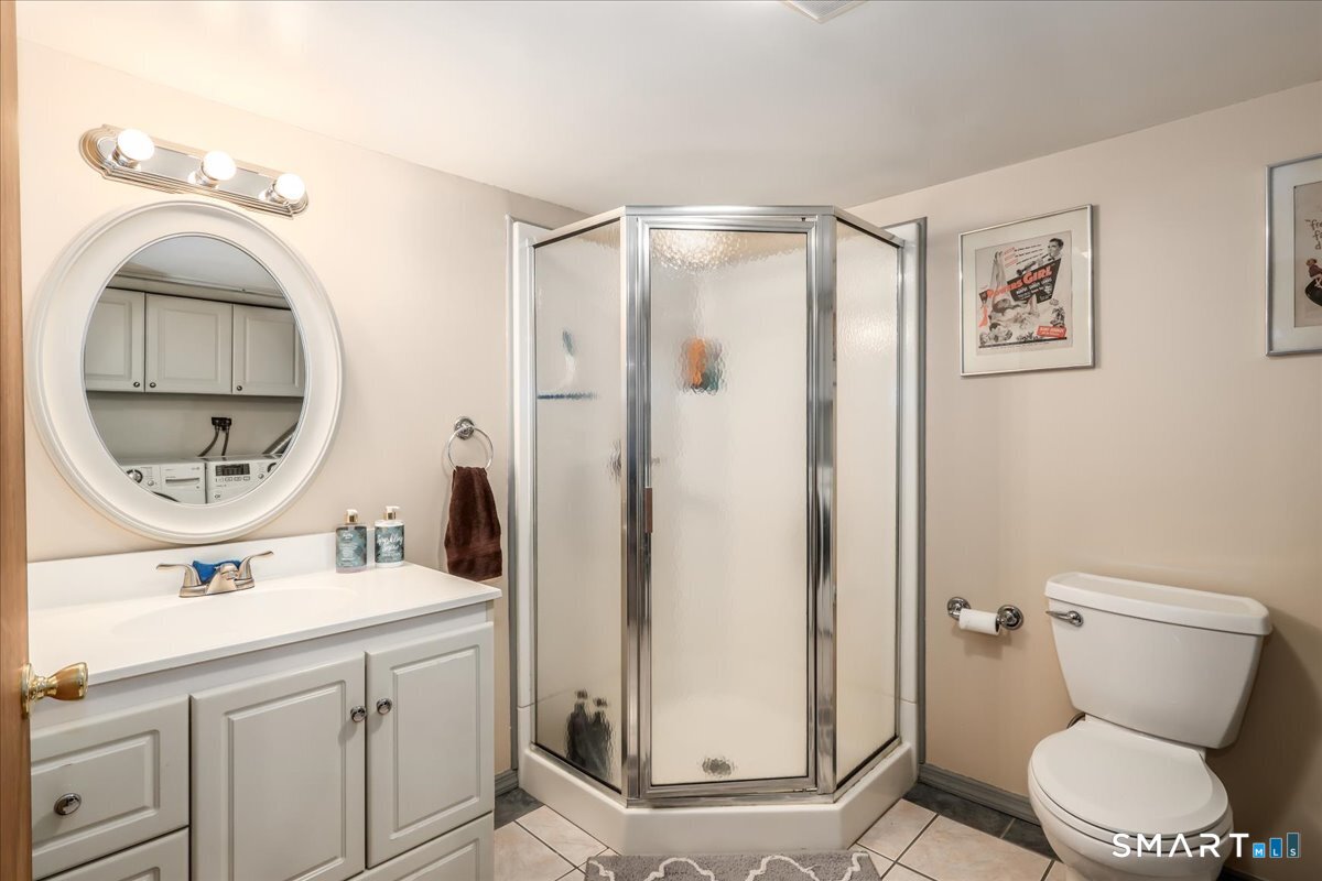 46 Jeanette Road Danbury CT 06811