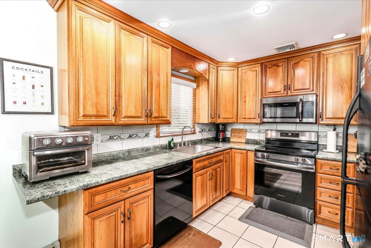 46 Jeanette Road Danbury CT 06811