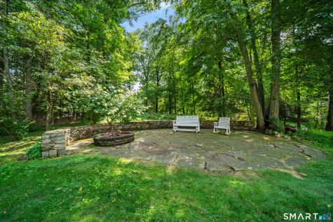 282 Laurelwood Lane Southbury CT 06488