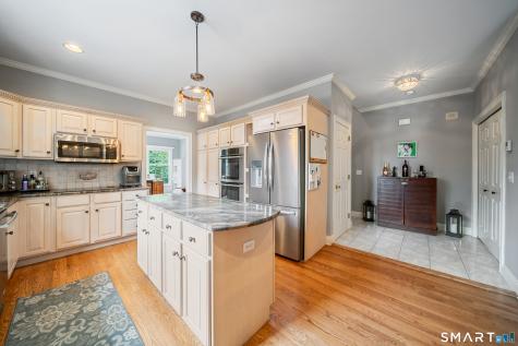 282 Laurelwood Lane Southbury CT 06488