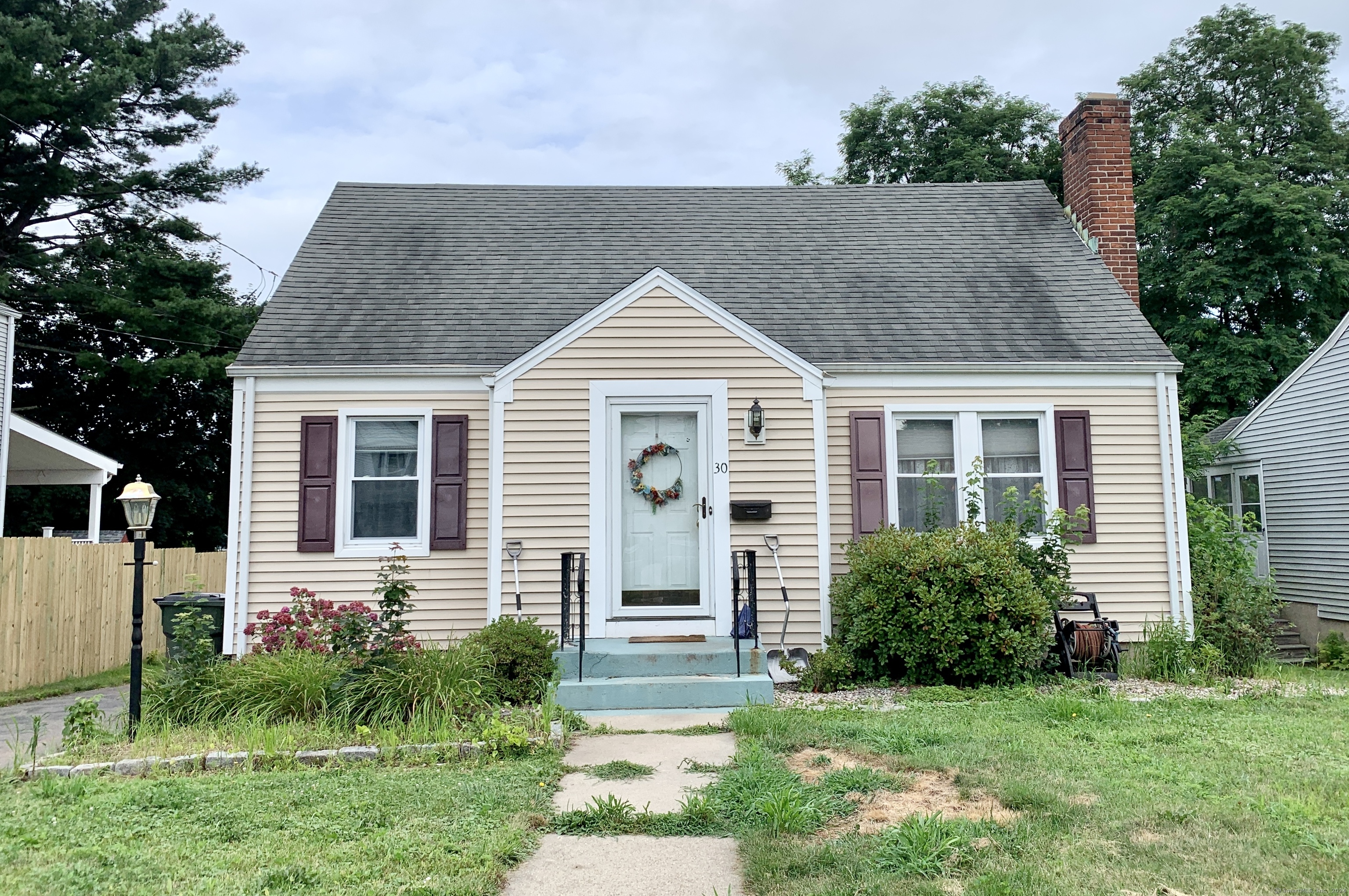 30 Buckland Road Wethersfield CT 06109