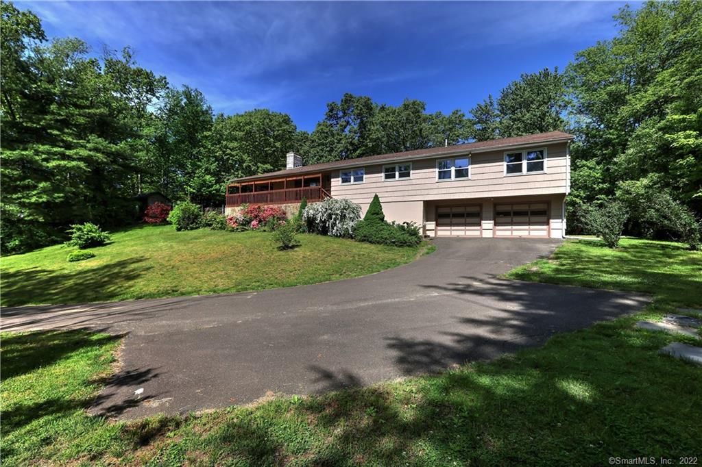 70 Acorn Hill Road Woodbridge CT 06525