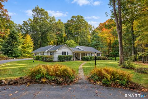 6 Raymond Road Avon CT 06001