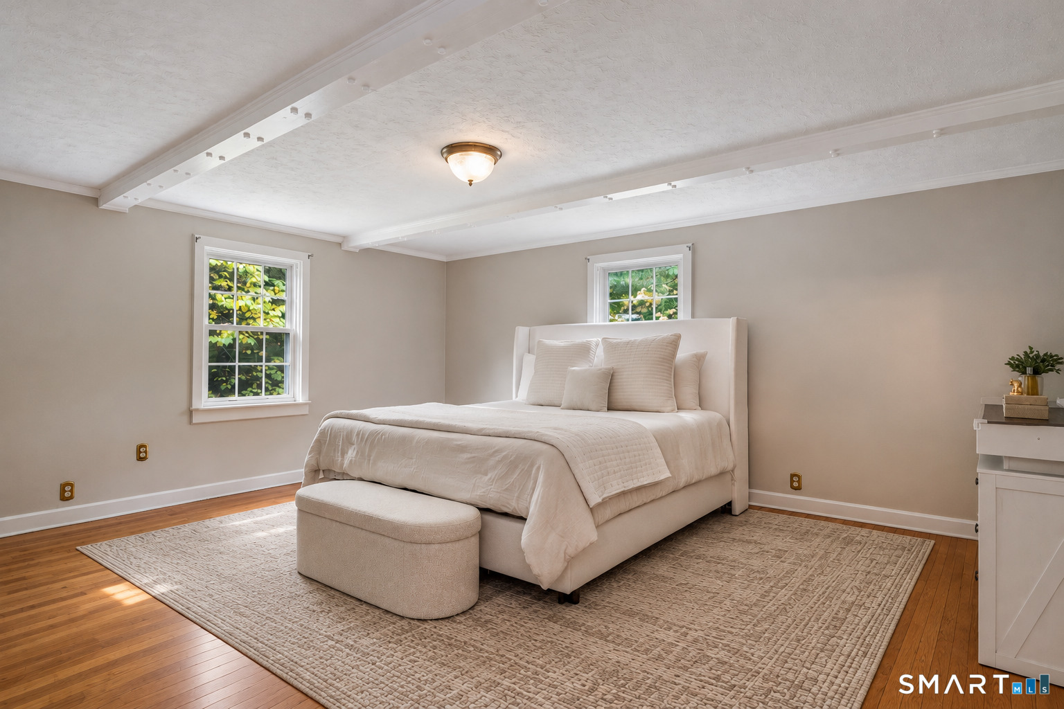 6 Raymond Road Avon CT 06001