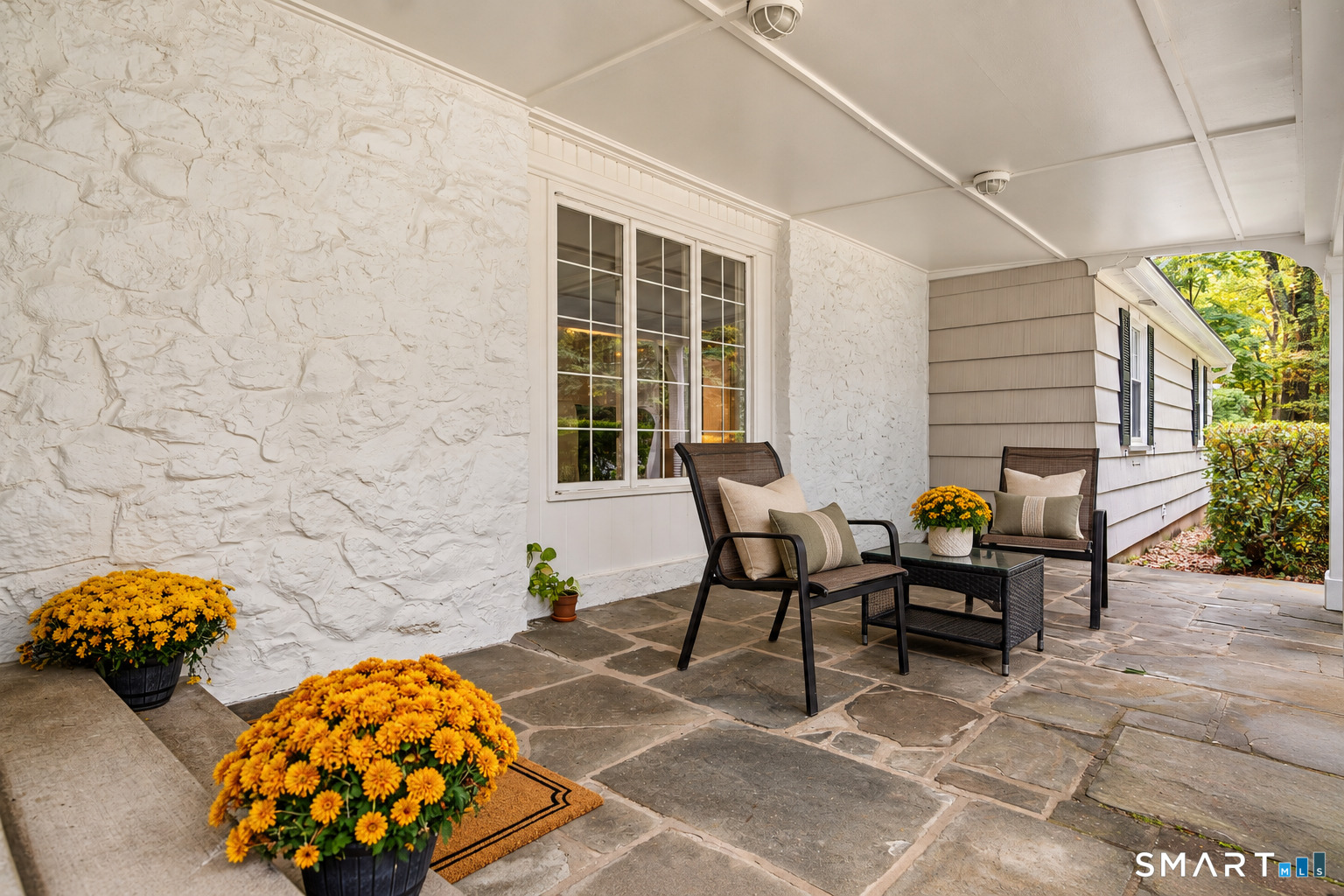 6 Raymond Road Avon CT 06001