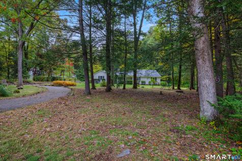 6 Raymond Road Avon CT 06001