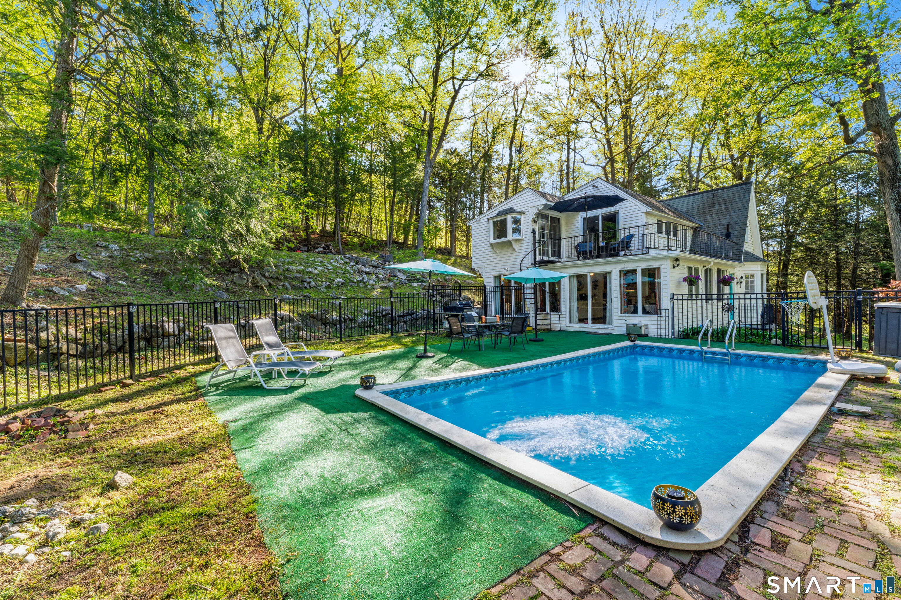 14 Rocky Hill Road New Fairfield CT 06812