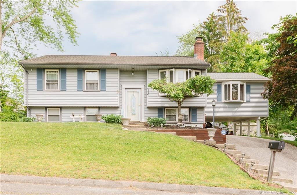 9 Glenridge Drive Ansonia CT 06401