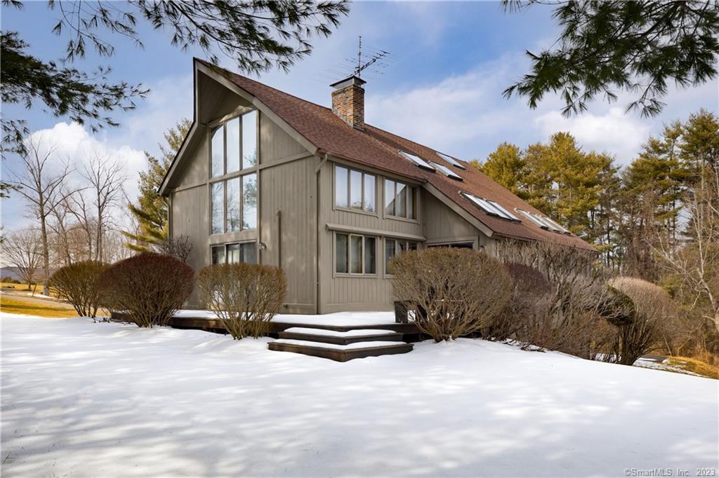 37 Hillcrest Lane Salisbury CT 06039