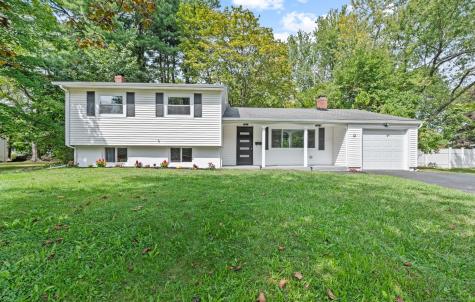 12 Banbury Lane Bloomfield CT 06002