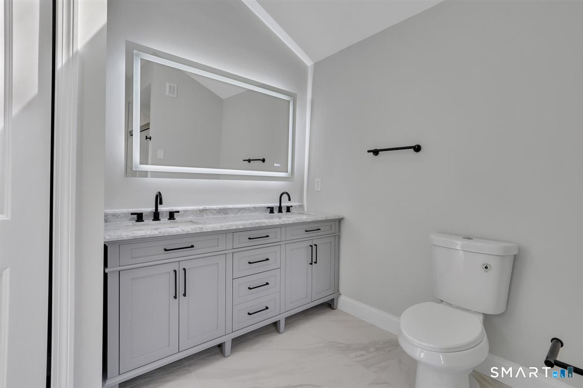 302 Spring Lake Road Southington CT 06489