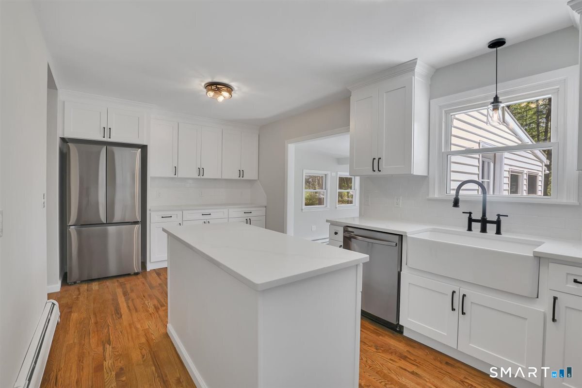 302 Spring Lake Road Southington CT 06489