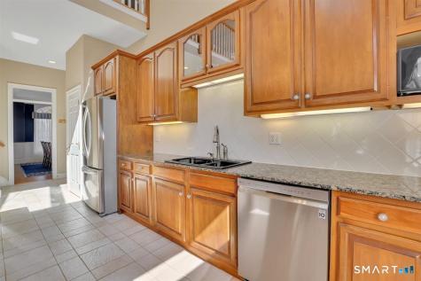 80 Aspen Drive Glastonbury CT 06073
