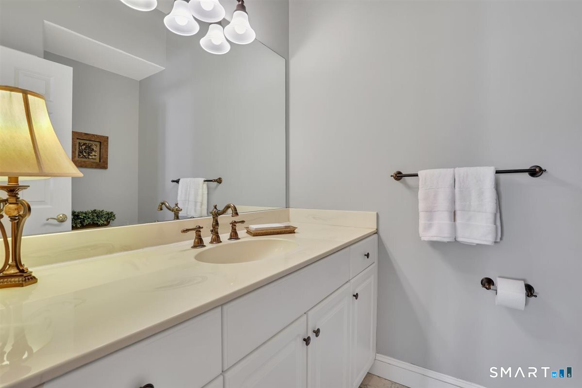 80 Aspen Drive Glastonbury CT 06073