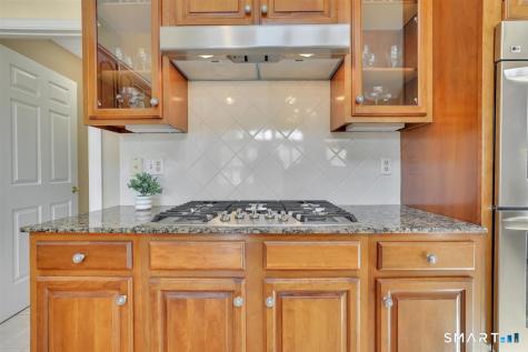 80 Aspen Drive Glastonbury CT 06073