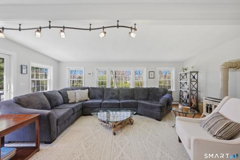 71 Maple Avenue Old Saybrook CT 06475