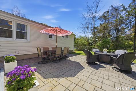 71 Maple Avenue Old Saybrook CT 06475