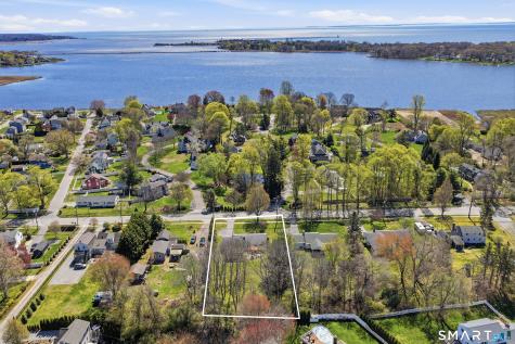 71 Maple Avenue Old Saybrook CT 06475