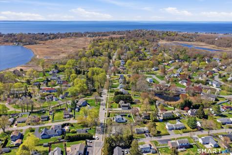 71 Maple Avenue Old Saybrook CT 06475