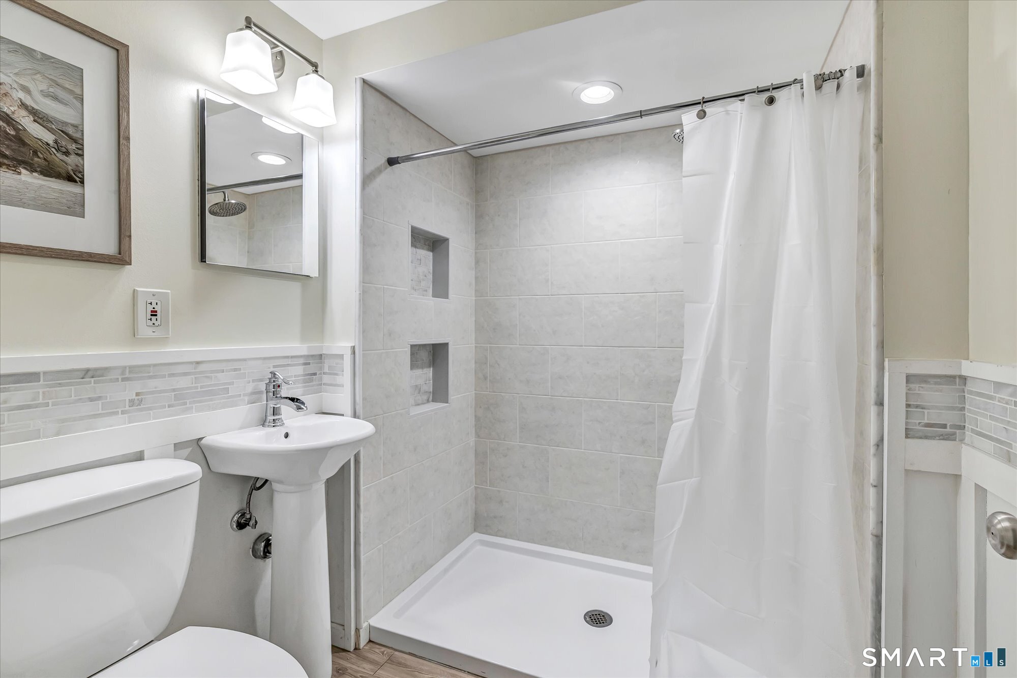 207 Third Avenue Stratford CT 06615
