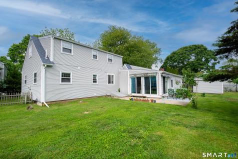 17 Willard Street Old Saybrook CT 06475
