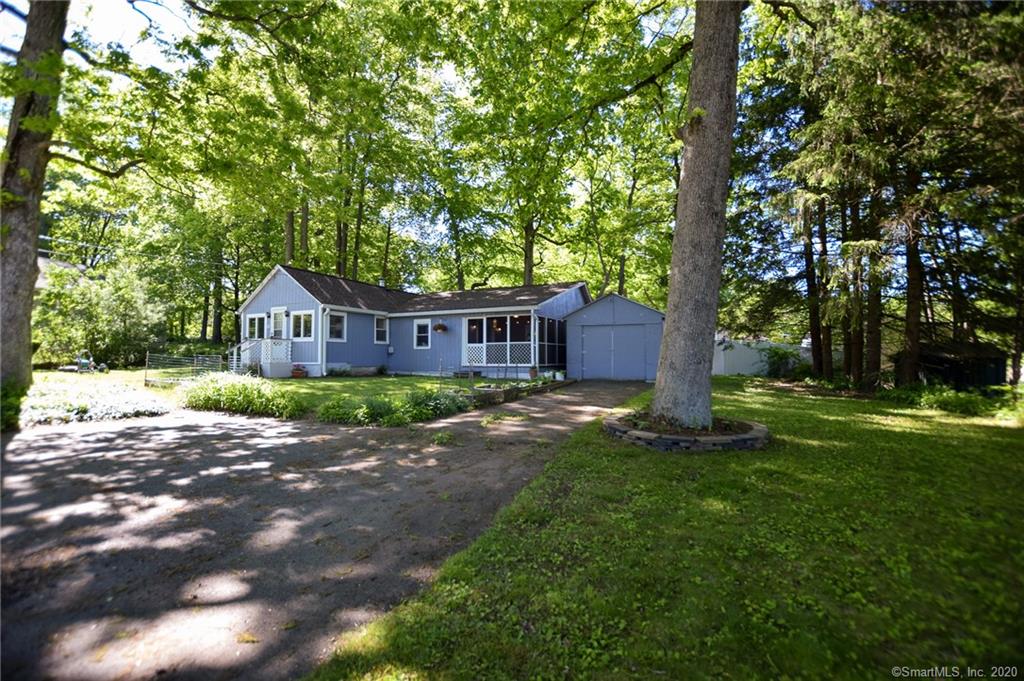 5 Seminole Trail East Hampton CT 06424