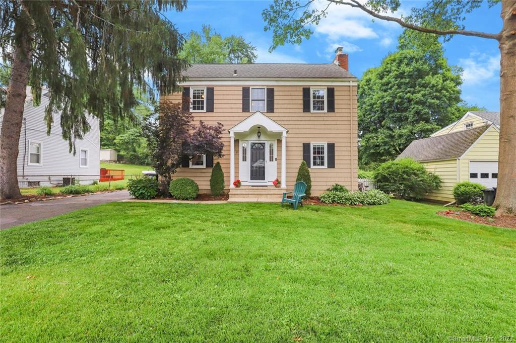 21 Pine Hill Terrace Stamford CT 06903