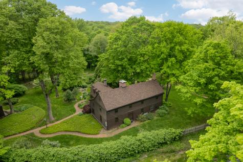 60 Spruce Road North Branford CT 06472