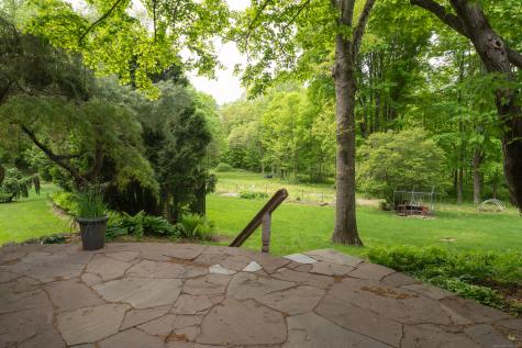 60 Spruce Road North Branford CT 06472