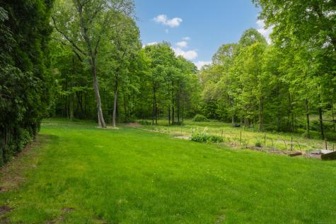 60 Spruce Road North Branford CT 06472