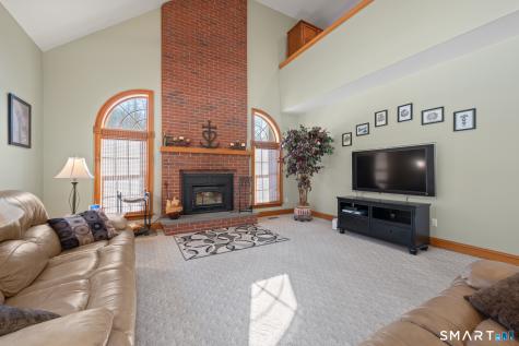 47 Taylor Road Colchester CT 06415