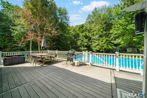2 Quail Hollow Court Beacon Falls CT 06403