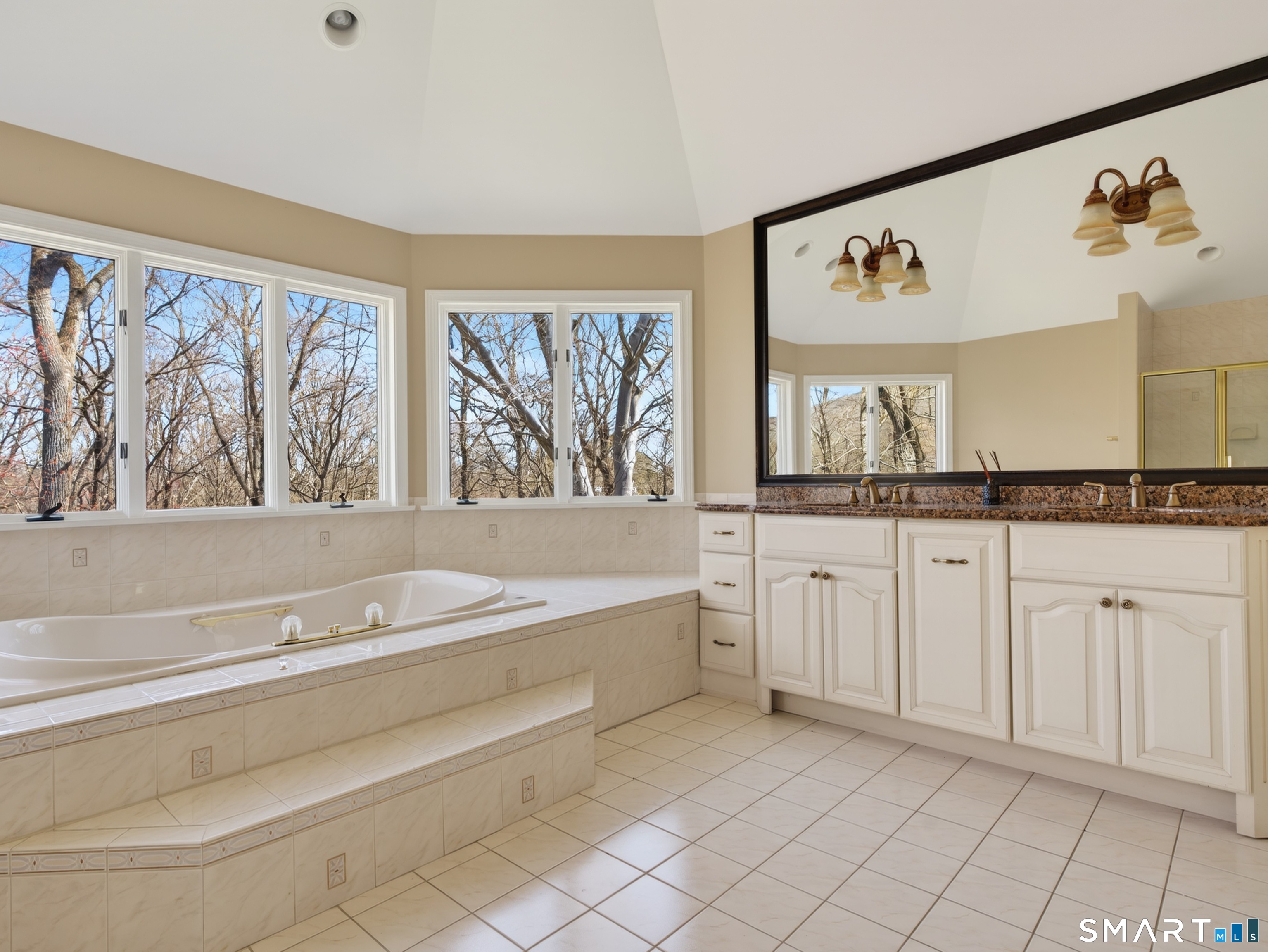 1 Mountaincrest Drive Cheshire CT 06410