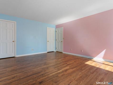 1 Mountaincrest Drive Cheshire CT 06410