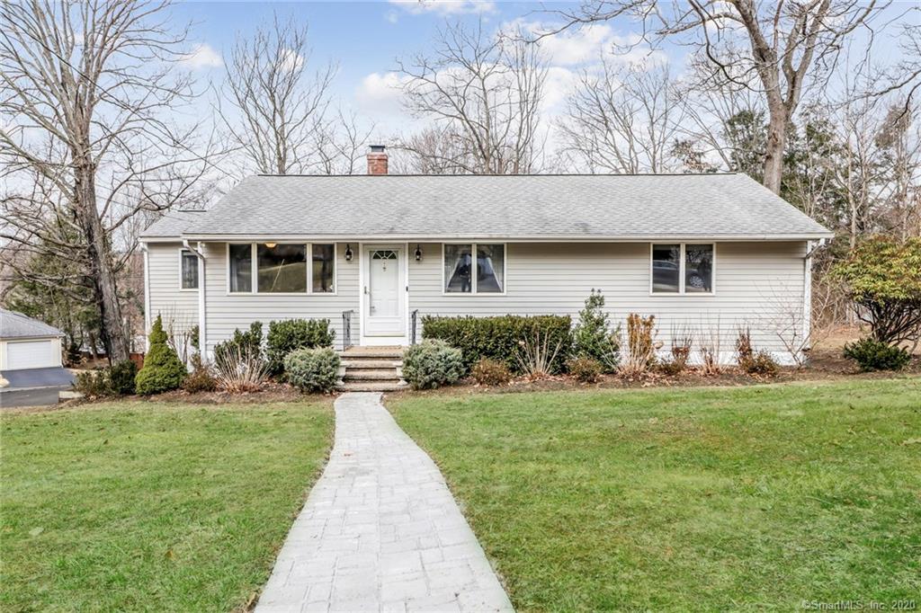 10 High Circle Lane Fairfield CT 06825