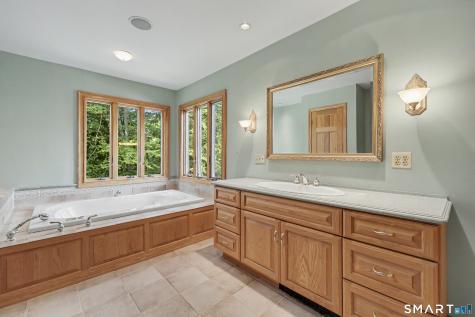 97 Wampus Way Fairfield CT 06825