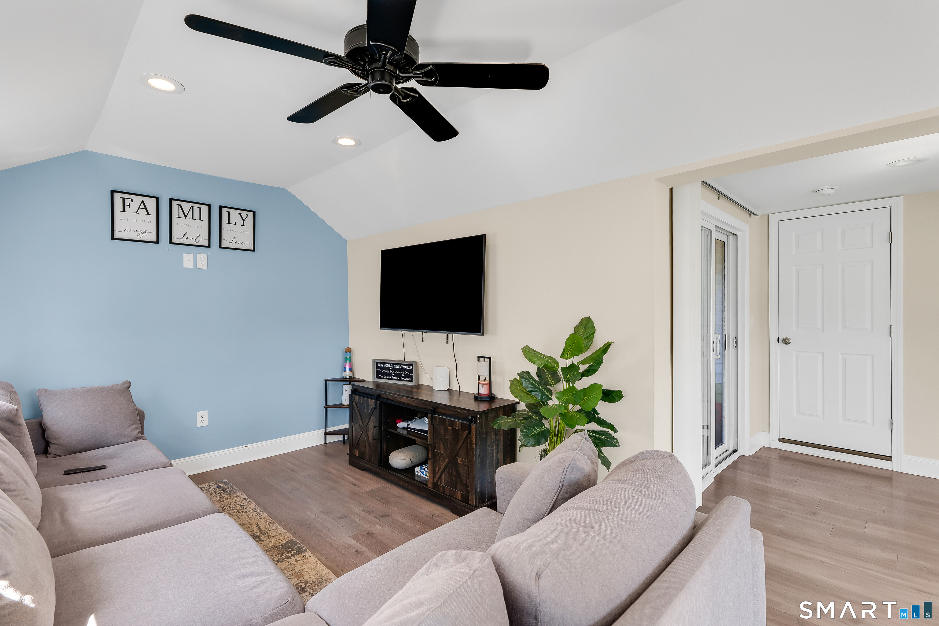 19 East Maple Street Plainville CT 06062