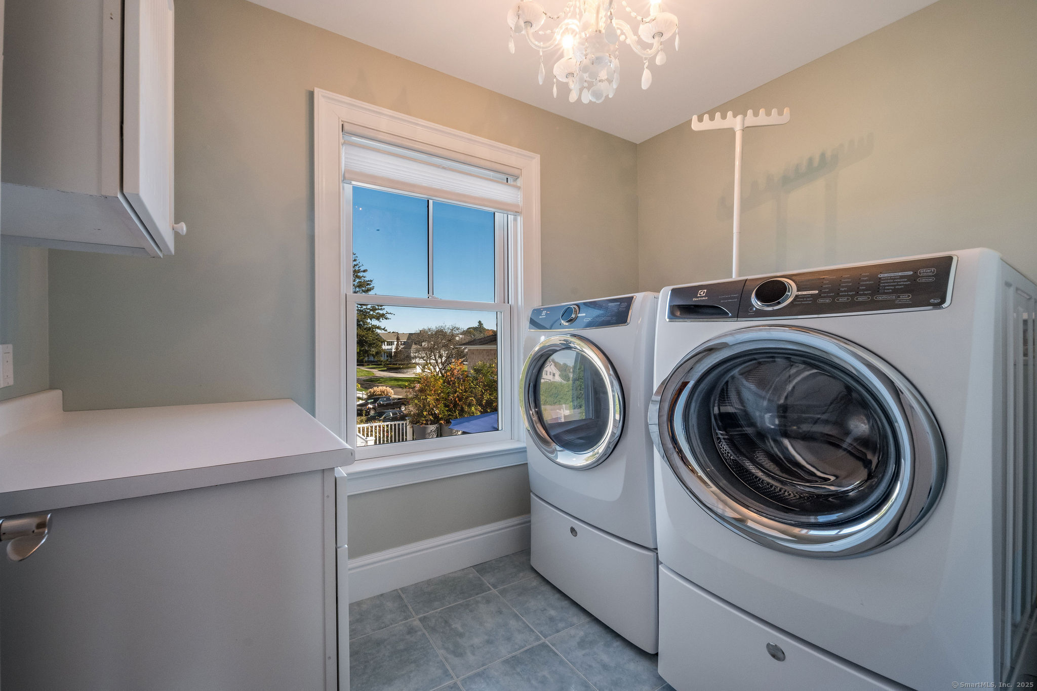 10 Island View Avenue Branford CT 06405