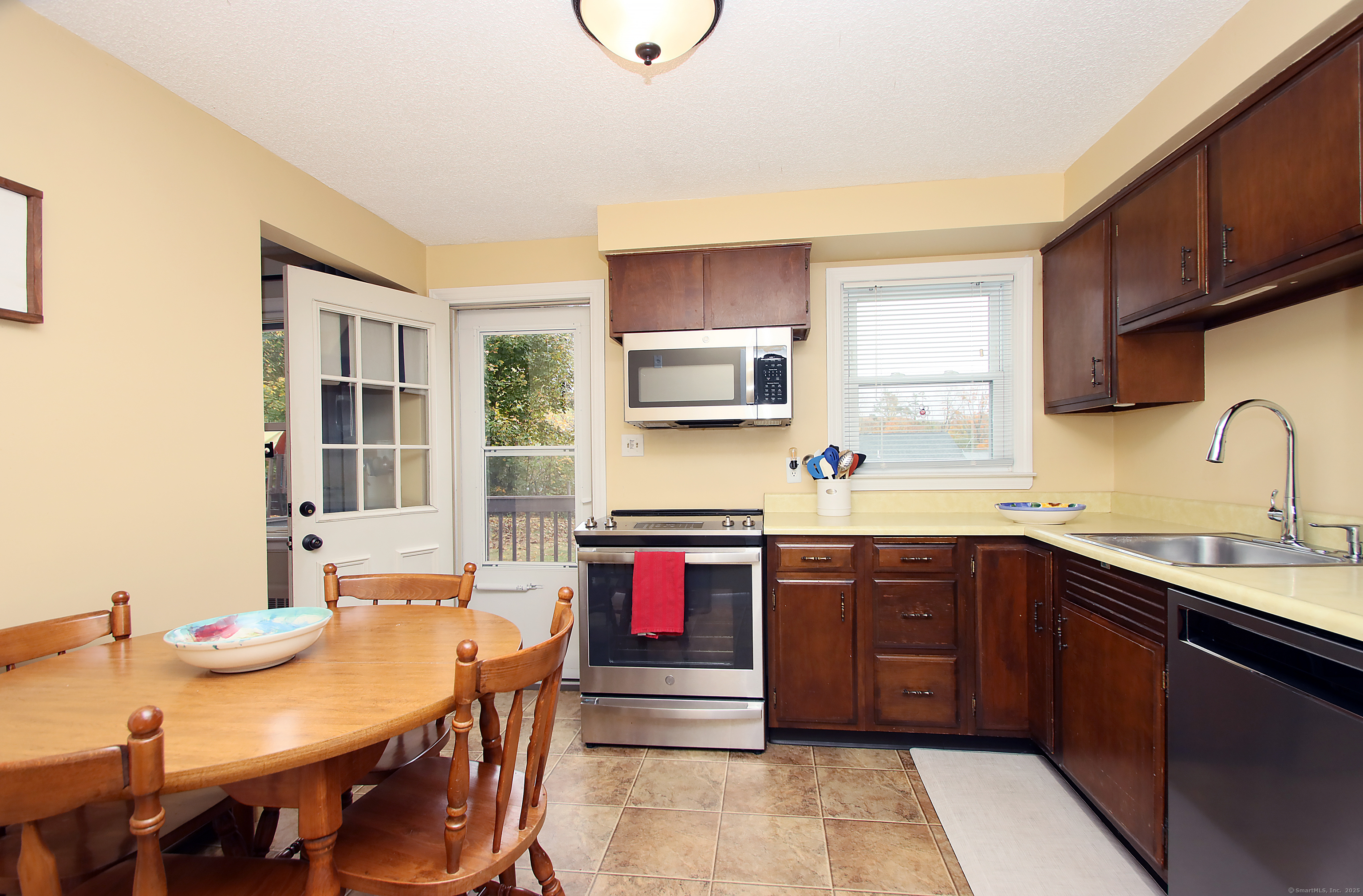 120 Green Manor Road Manchester CT 06042