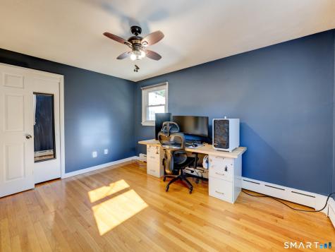 6 Whalehead Drive Ledyard CT 06335