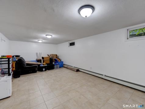 6 Whalehead Drive Ledyard CT 06335