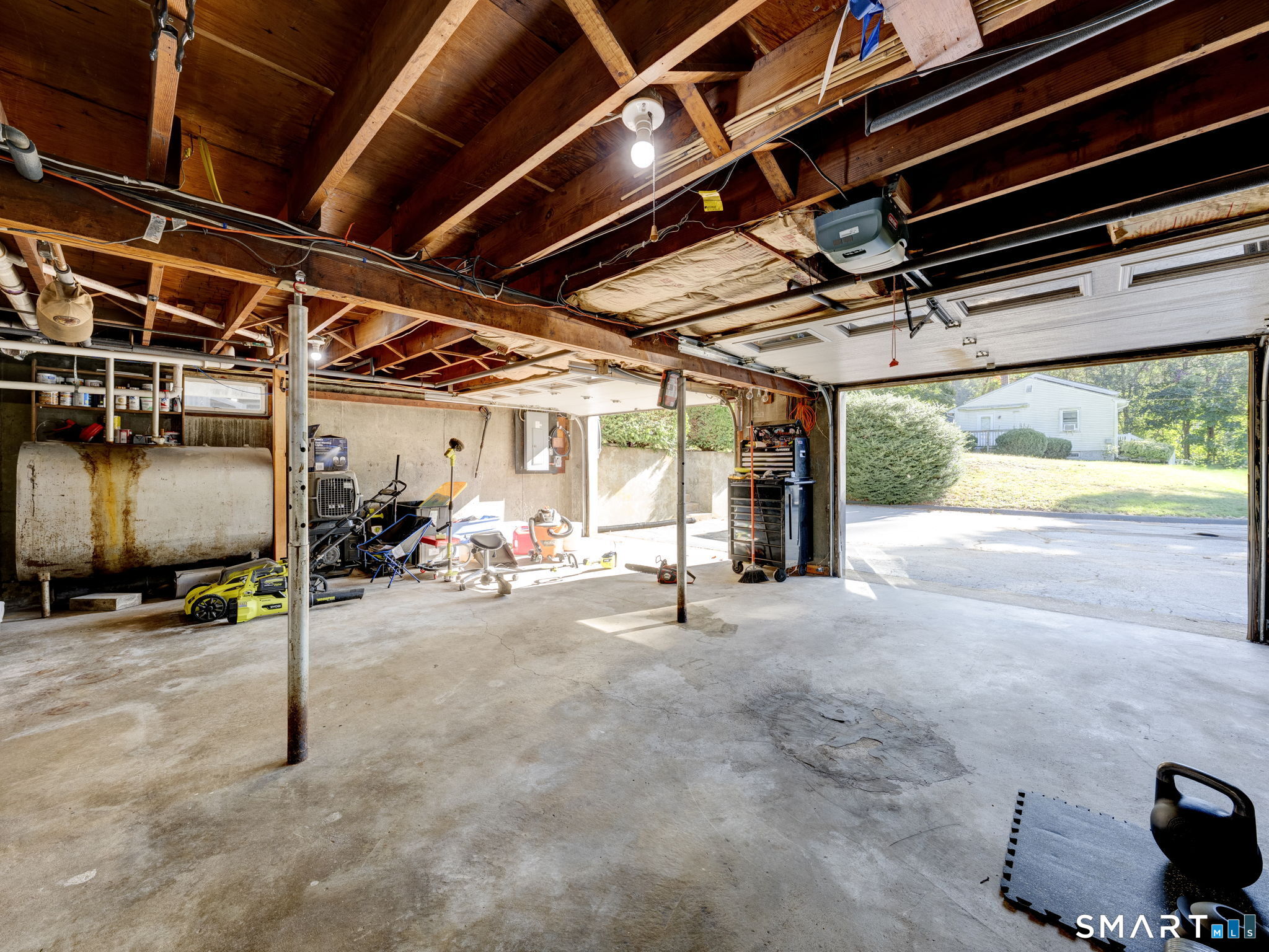 6 Whalehead Drive Ledyard CT 06335