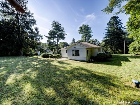 6 Whalehead Drive Ledyard CT 06335