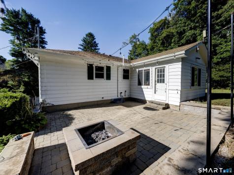 6 Whalehead Drive Ledyard CT 06335
