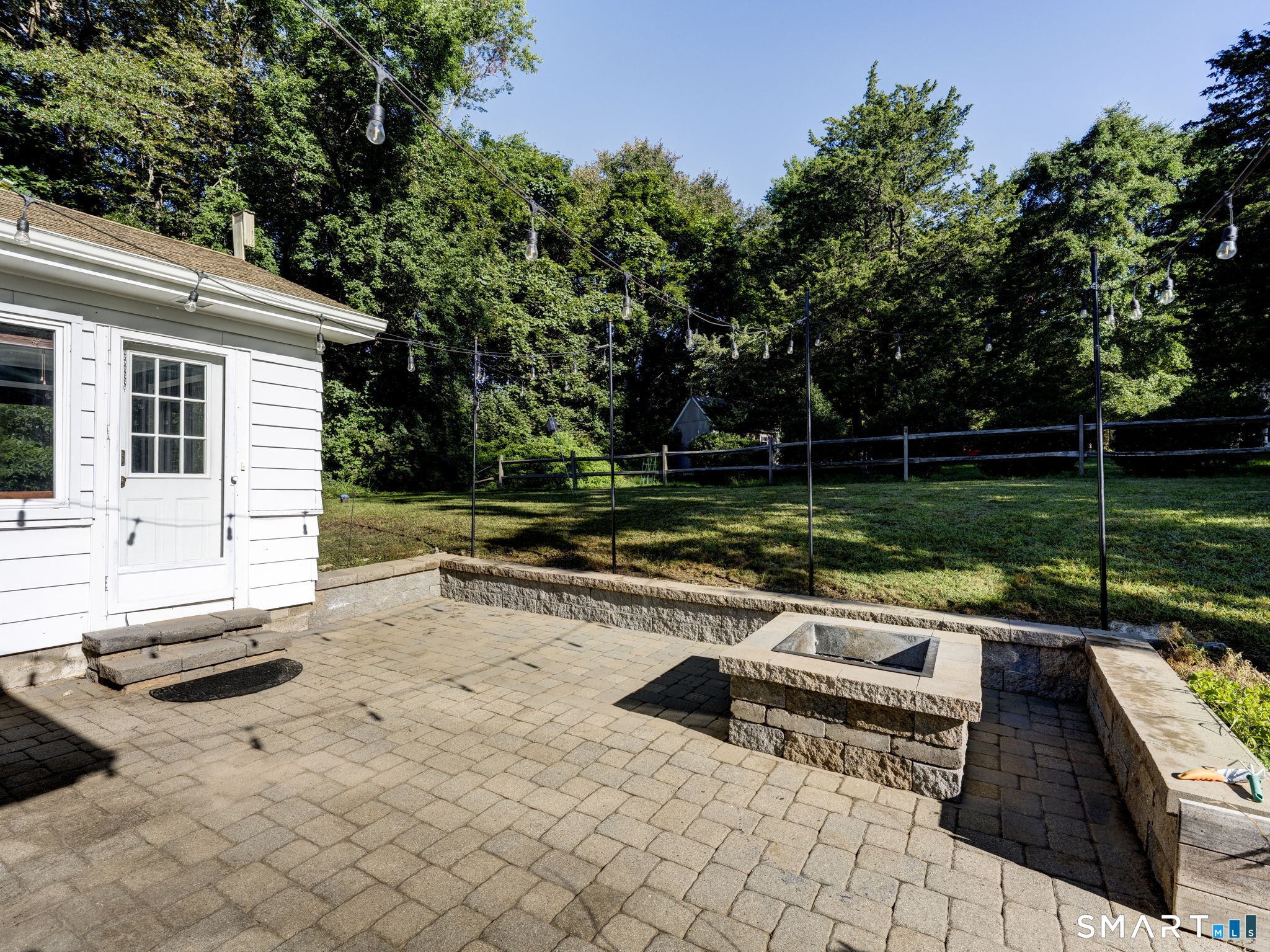 6 Whalehead Drive Ledyard CT 06335