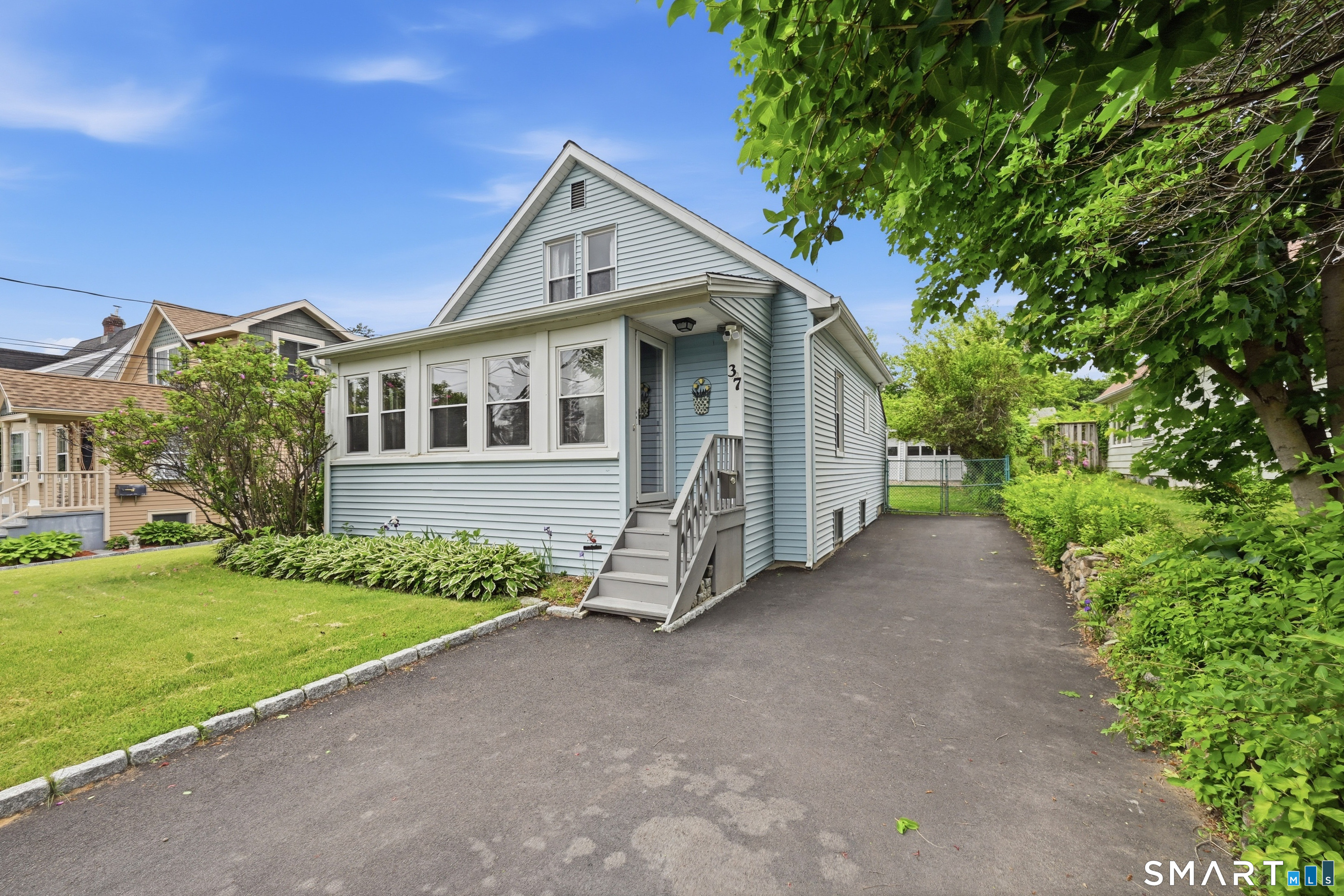 37 Fleetwood Avenue Bethel CT 06801
